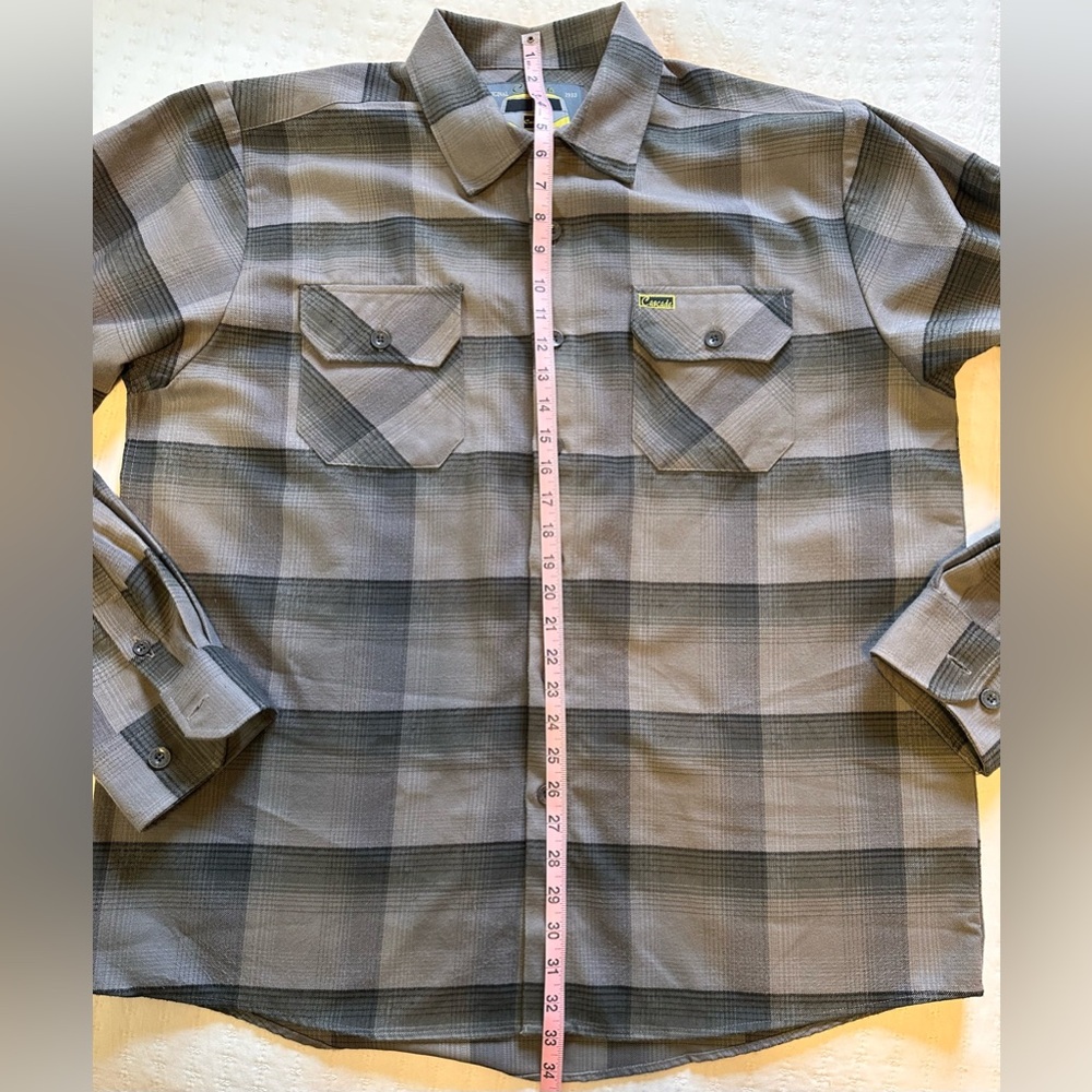 Original Cascade Flanel shirt/shacket. Grey and black. Smoke free home.